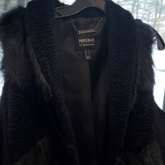 Dennis Basso Madison Avenue Pieced Faux Fur Vest Black - - Picture 2 of 3